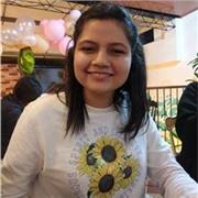 Soy una chica que le apasiona la biología y la ha estudiado y le gusta enseñar y traspasar sus conocimientos a las demás personas, que estén interesadas en ese mismo campo